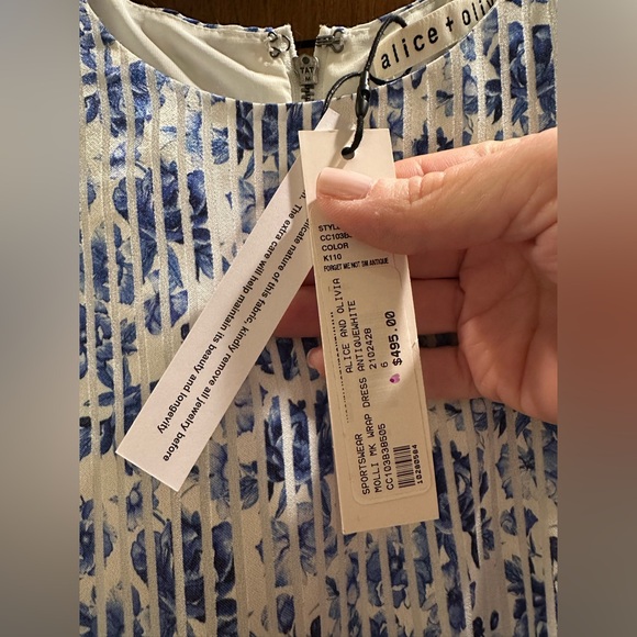 Alice and Olivia Molli Printed Belted Dress - Picture 10 of 13